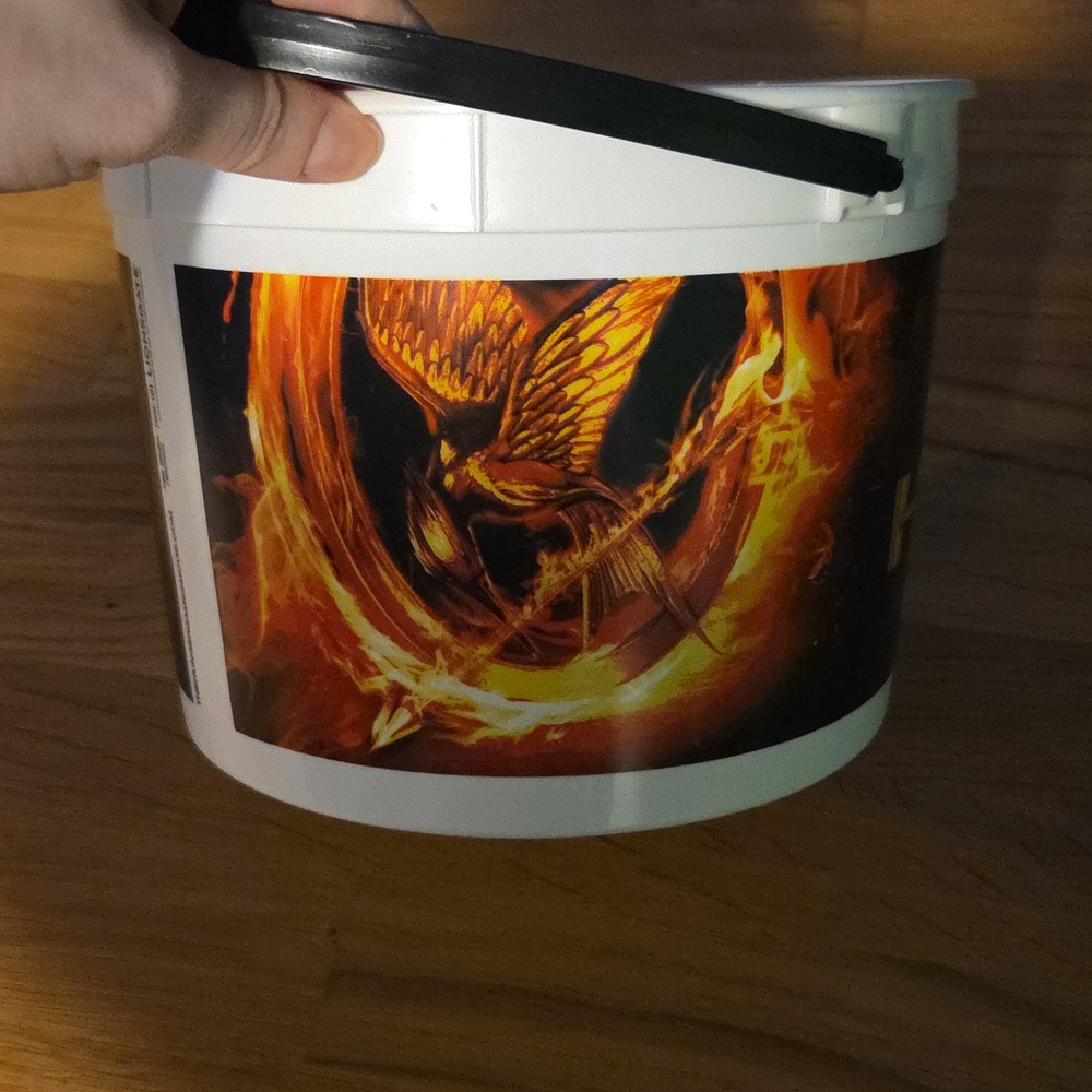 The Hunger Games Popcorn Bucket - Picture 4 of 7
